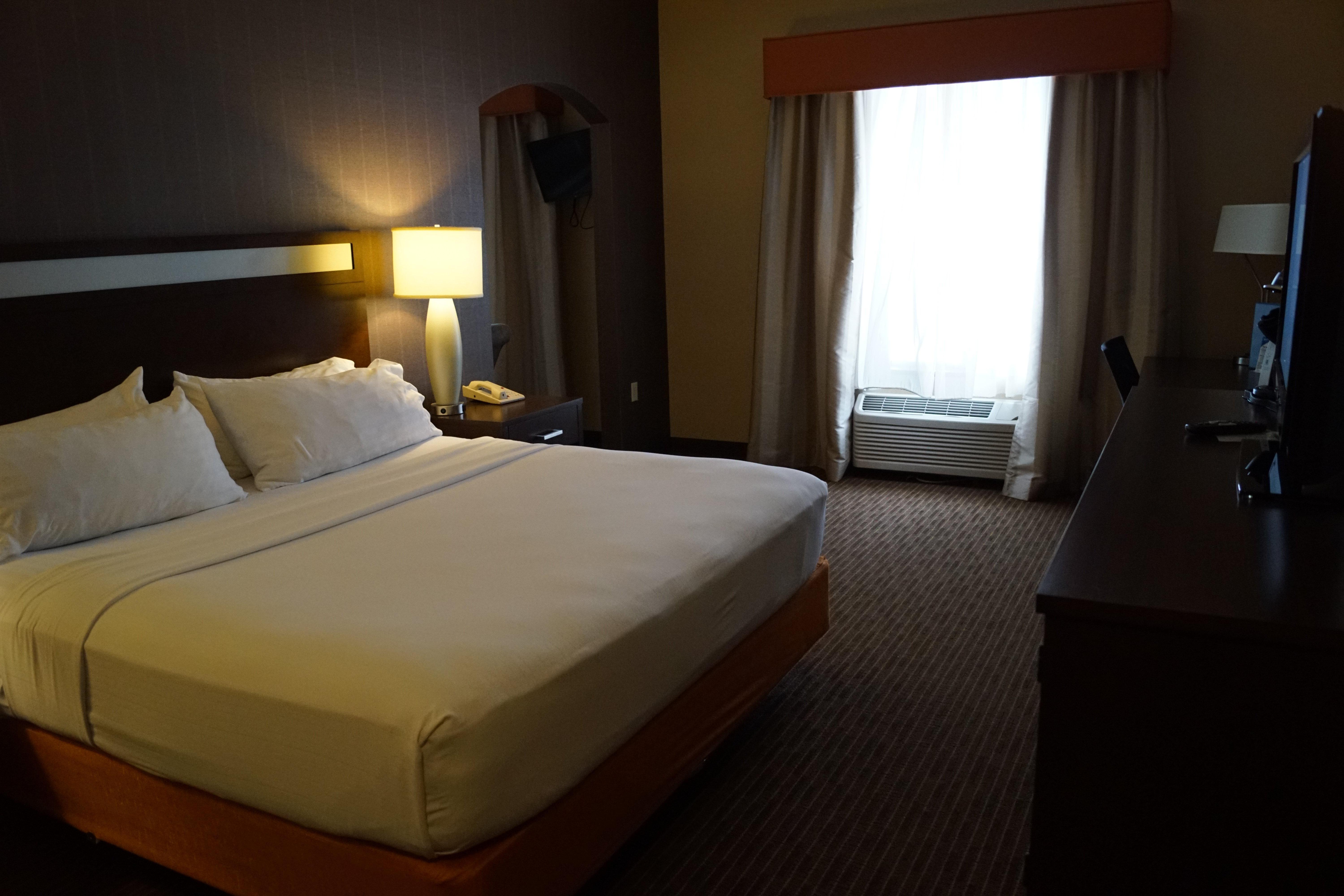 Holiday Inn Express Hotel & Suites Watertown - Thousand Islands By Ihg Exterior foto